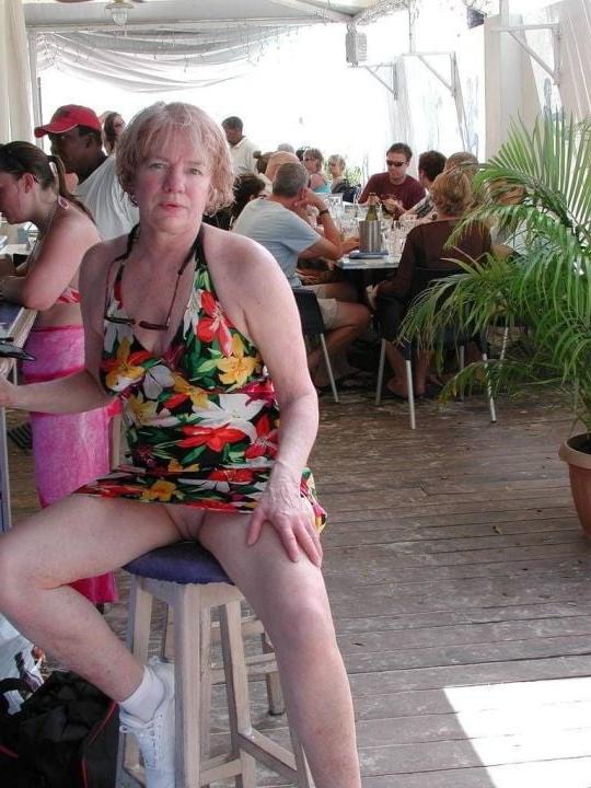 25P Webtastic Special: Granny Time Vol.1196