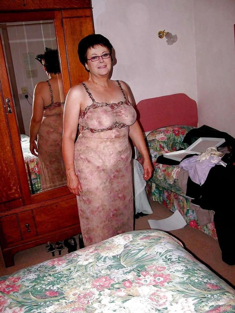 20P Granny - See Through 2