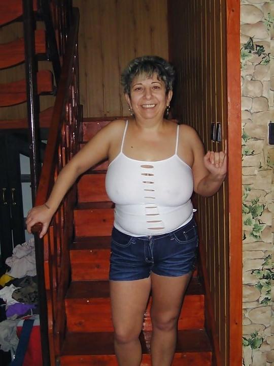 20P Granny - See Through 2