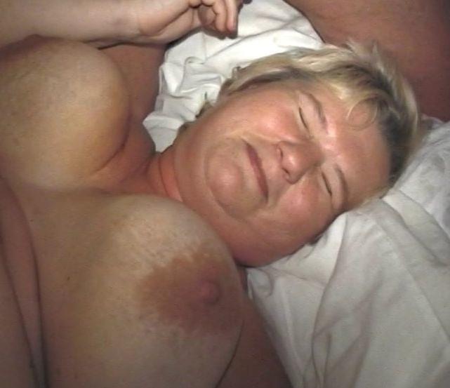 25P 044. Grannies, grandmas, mature women (grandpa daddy)