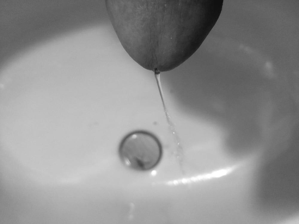 9P Pissing