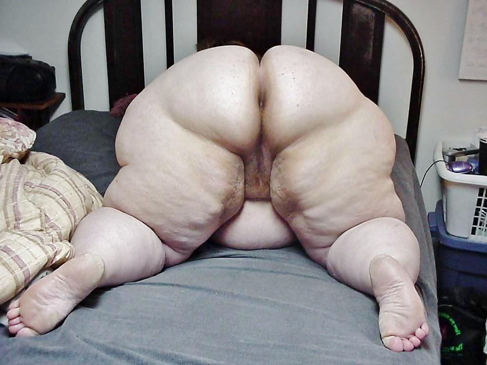 25P DEEP ANAL MATURE BUTTHOLES 2