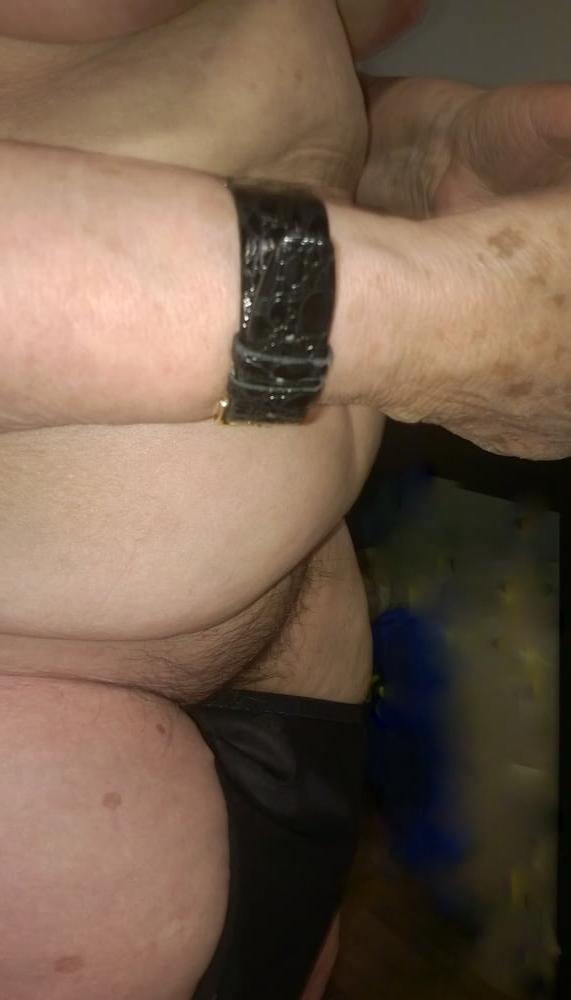17P Granny 73 sucks