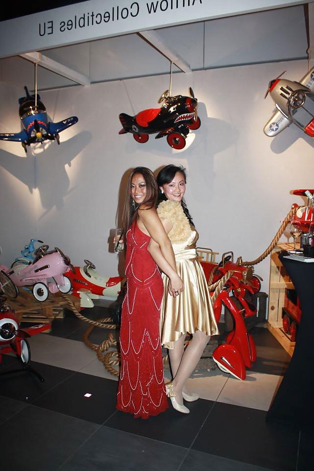 5P Amateur chinese woman and friends