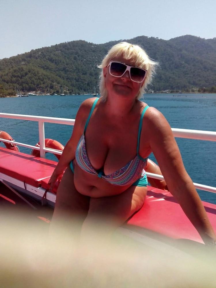 25P Russian milf 16