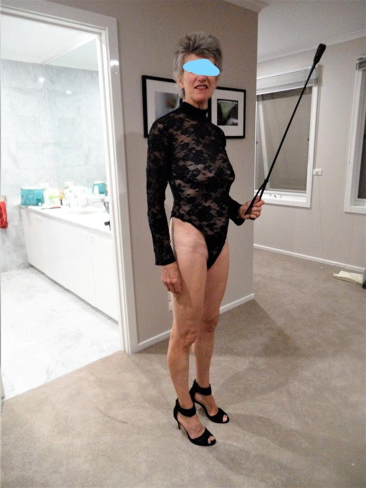 19P Sexy granny 59