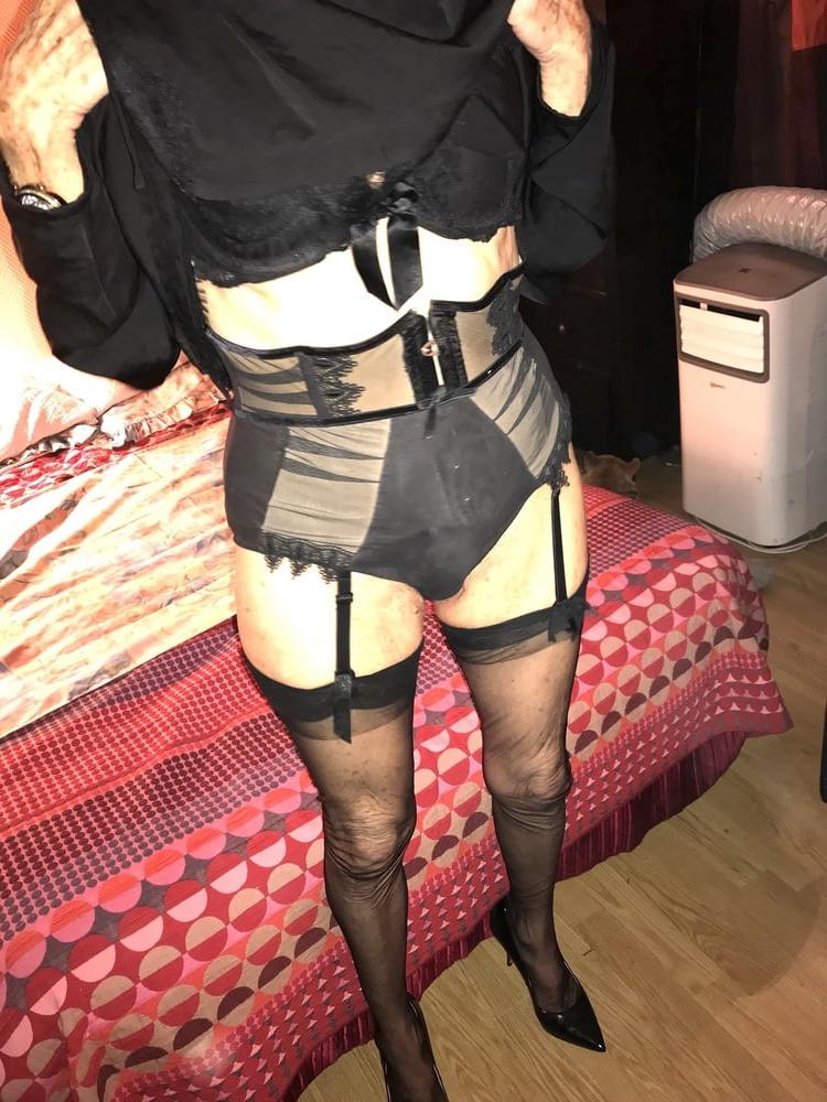 19P Sexy granny 59