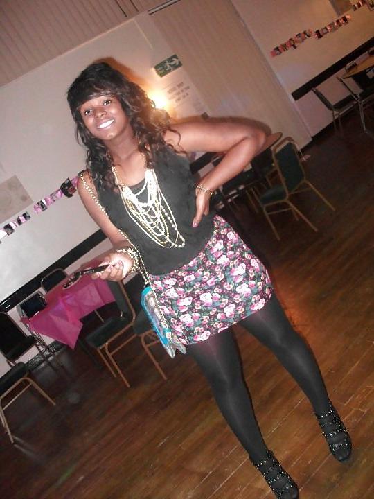 7P Unbelievably Hot Black Girl