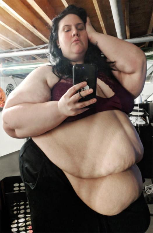 16P Bbw mix 693 (In bra)
