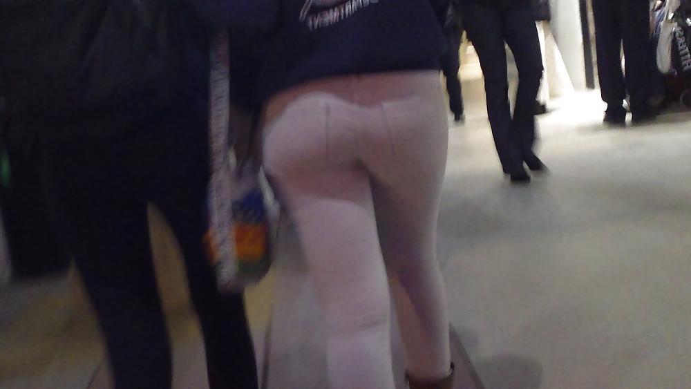 19P More nice Teen ass & butt in white jeans 