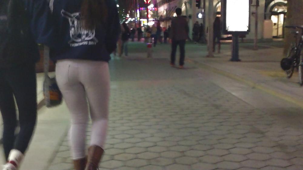 19P More nice Teen ass & butt in white jeans 