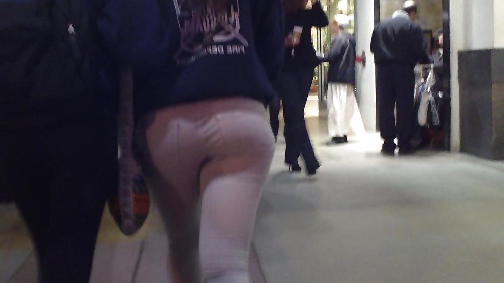 19P More nice Teen ass & butt in white jeans 
