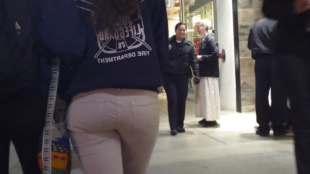 19P More nice Teen ass & butt in white jeans 