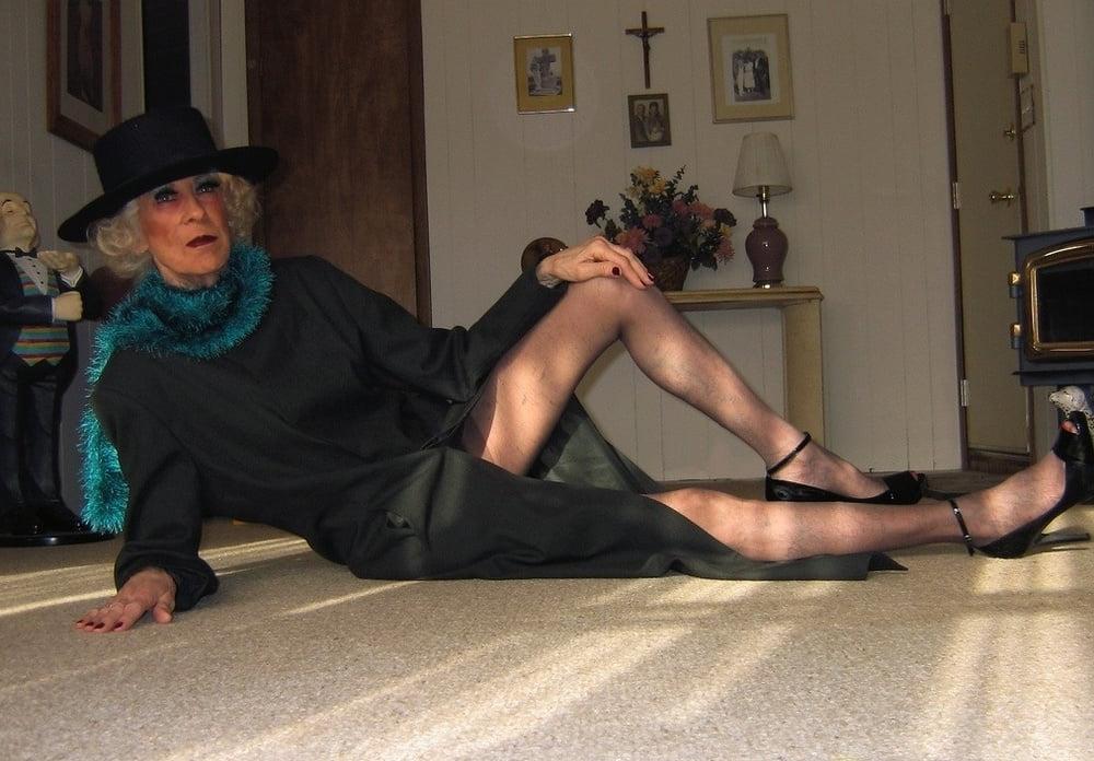 8P Sexy granny 58