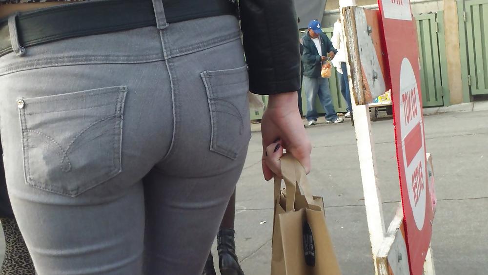 25P Sweet Teen Ass & butt in tight jeans 