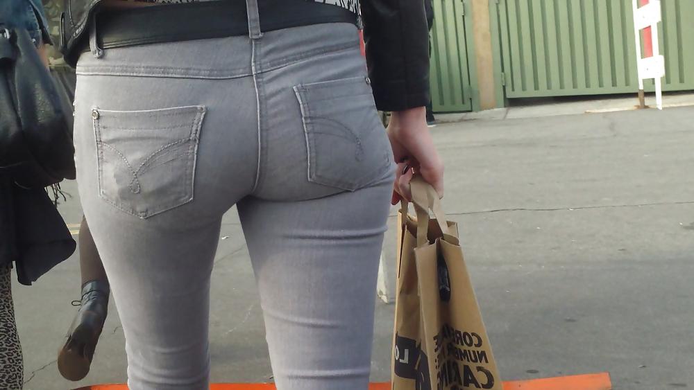 25P Sweet Teen Ass & butt in tight jeans 