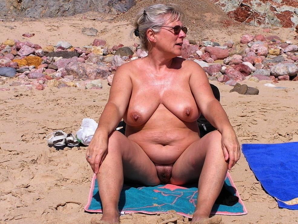 25P Webtastic Special: Granny Time Vol.1169