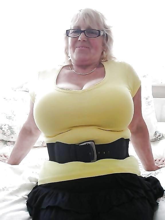 25P Various granny mature bbw busty clothes lingerie 5