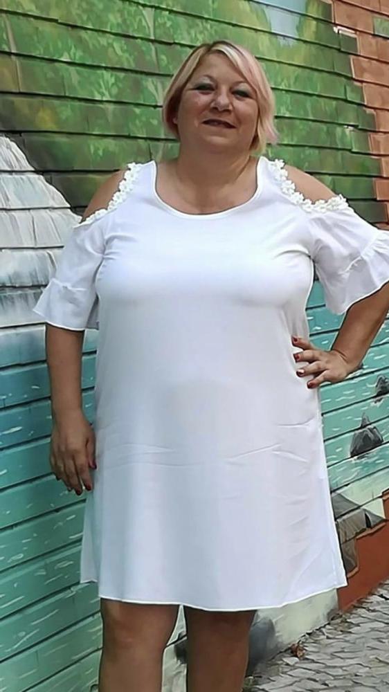 20P BBW - Mature - Clothed 4