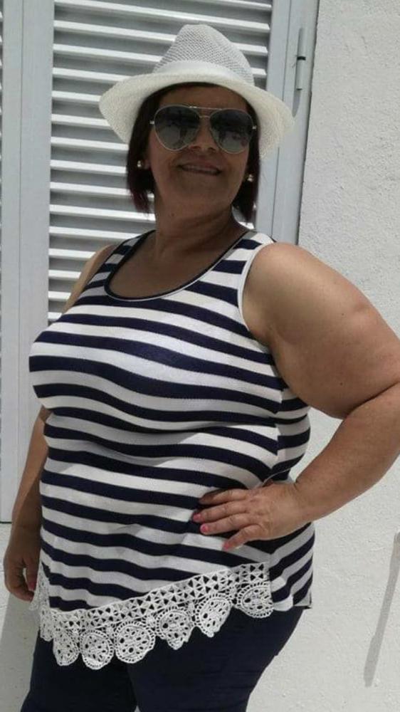 20P BBW - Mature - Clothed 4