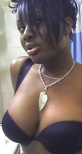 5P HOT NIGERIAN GIRL