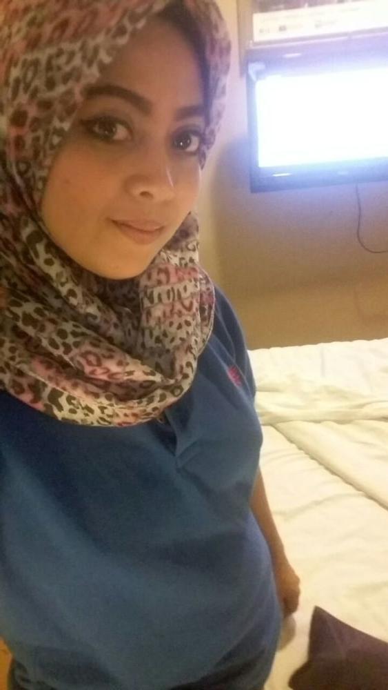 25P Hijabi Girl 0001 (Leaked Nudes)