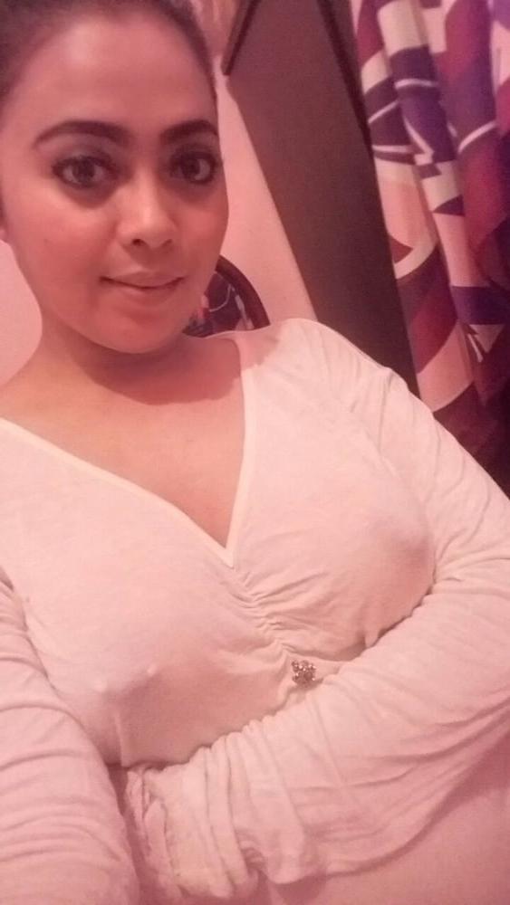 25P Hijabi Girl 0001 (Leaked Nudes)