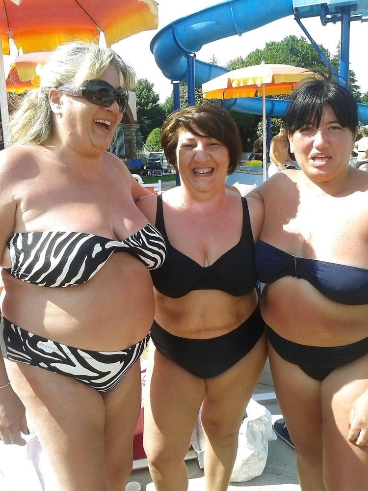 16P Bbw mix 642 (Big older women in swimsuite)
