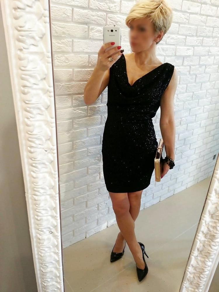 25P CLOTHED 39