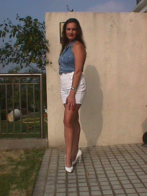 25P CLOTHED 39