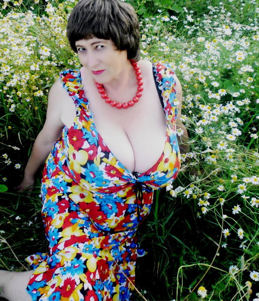 25P Webtastic Special: Granny Time Vol.1158