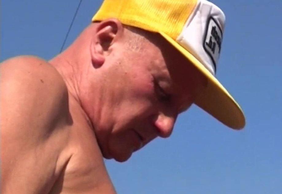 25P 1014. Piss party. #granny #grandma #mature