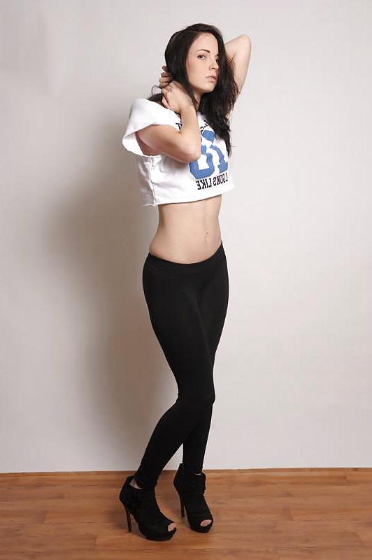 25P Non Naked hot girls