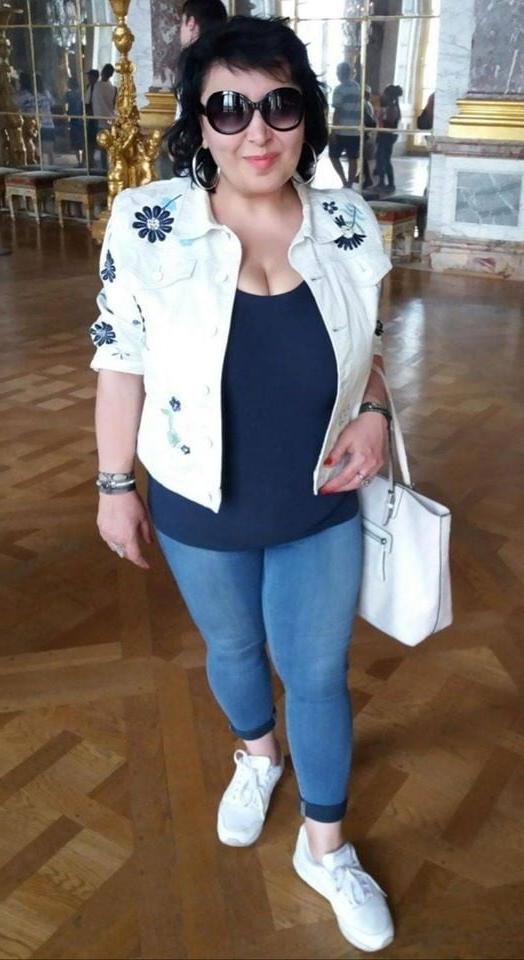 10P Busty Russian Woman 3637