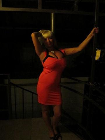 25P Busty Russian Woman 3634
