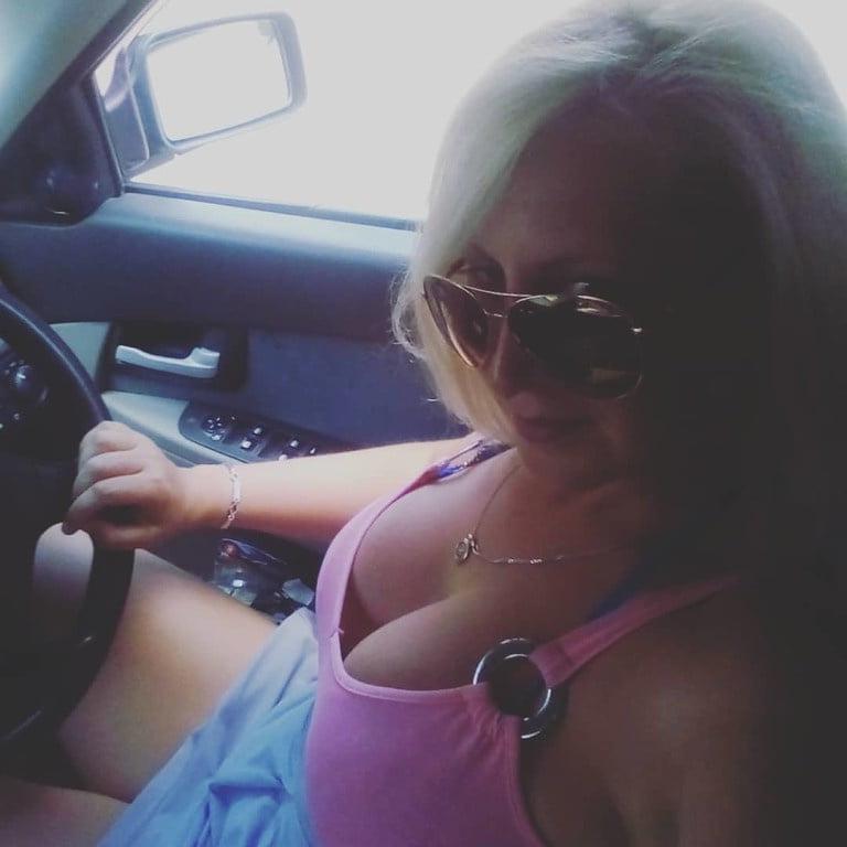 12P Busty Russian Woman 3633
