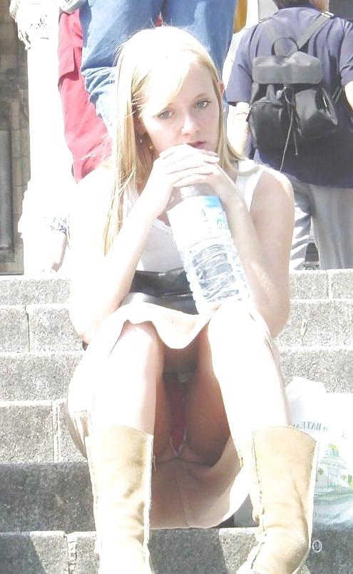 25P Upskirt...random (web) 3
