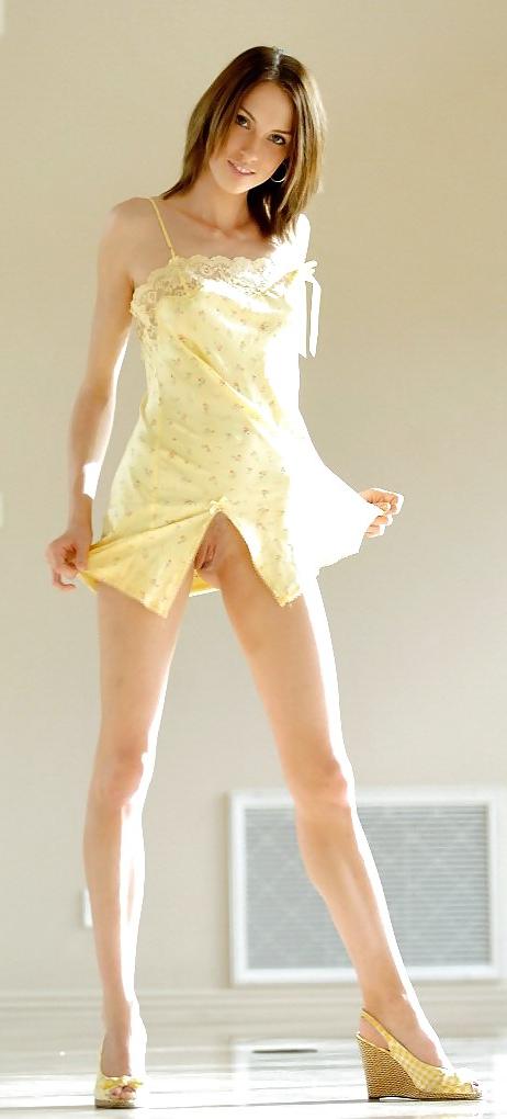 25P Upskirt...random (web) 3