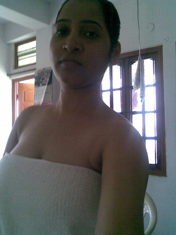 8P Srilankan new pron girl leak 2020