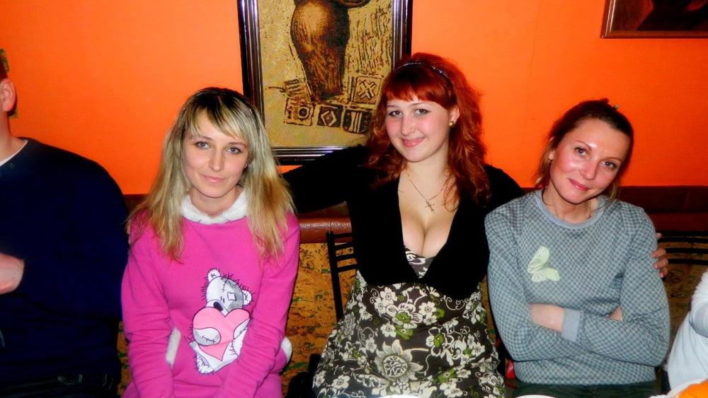 21P Busty Russian Woman 3631