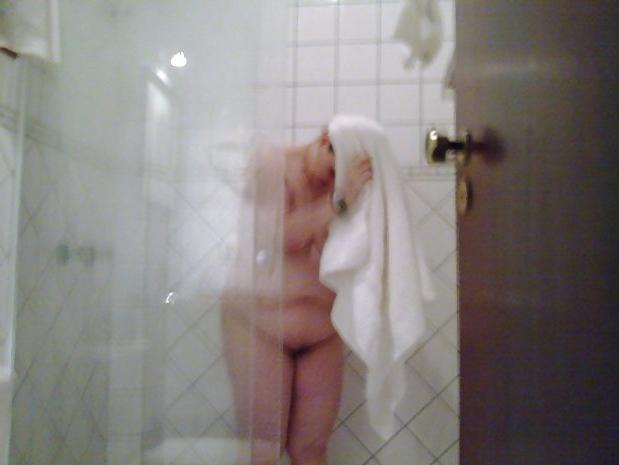 10P My bbw wife at shower 