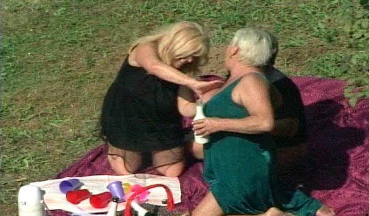 25P 934. #granny #grandma #mature