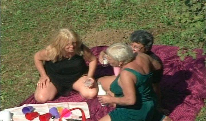 25P 934. #granny #grandma #mature