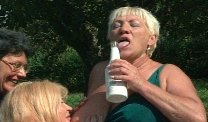 25P 934. #granny #grandma #mature