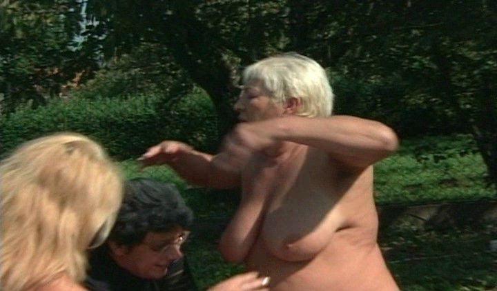 25P 934. #granny #grandma #mature