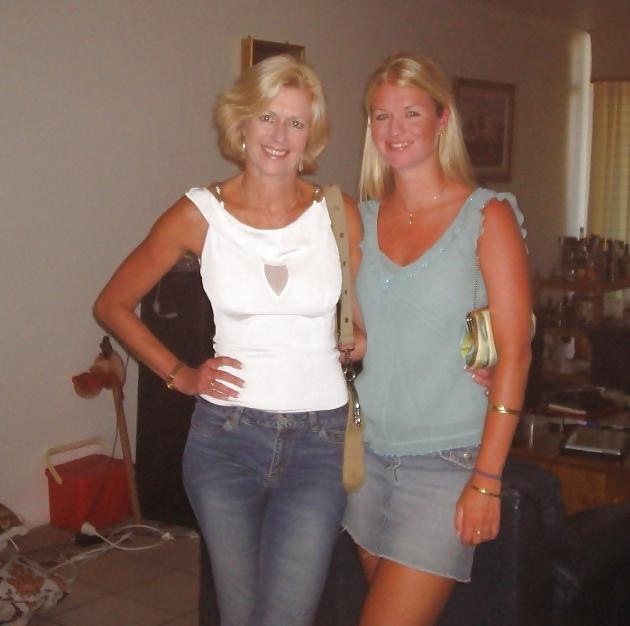 25P Mom & Daughter 5