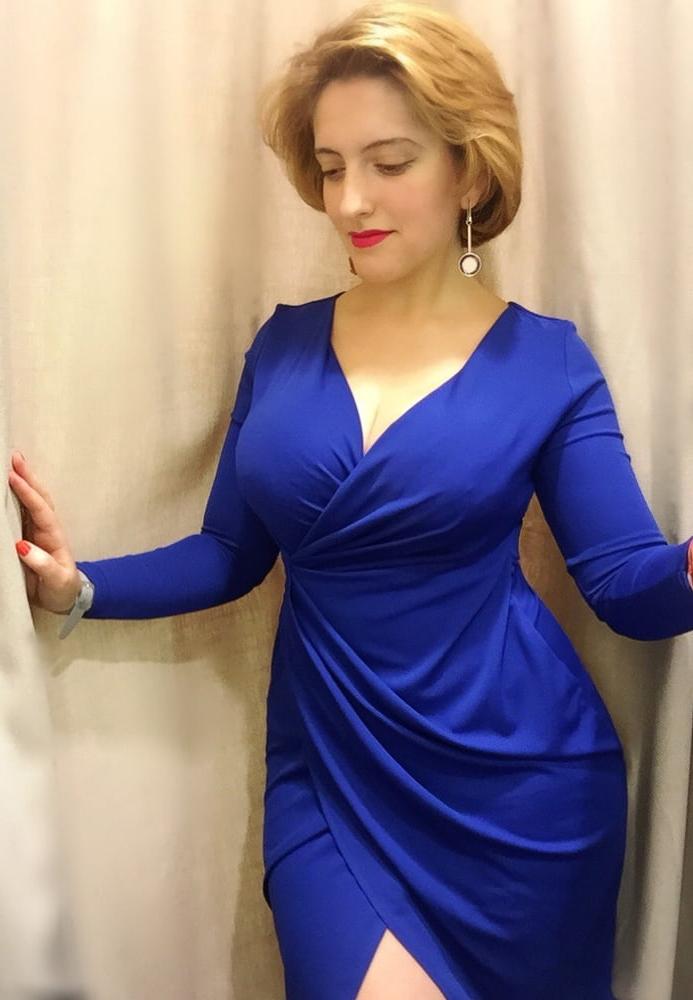 10P Busty Russian Woman 3626