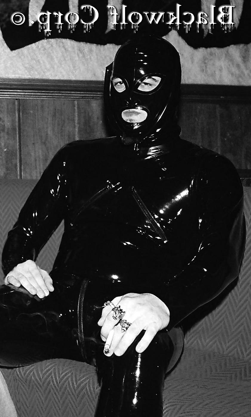 12P B1ackwolf as Rubber Sub Toy
