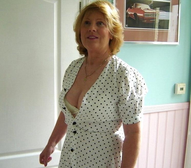 25P Webtastic Special: Granny Time Vol.1151