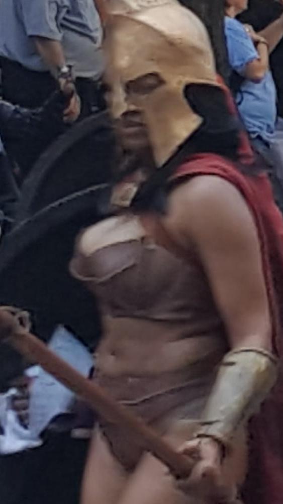 25P Voyeur pics of women at the Dragon Con parade  - tits and as